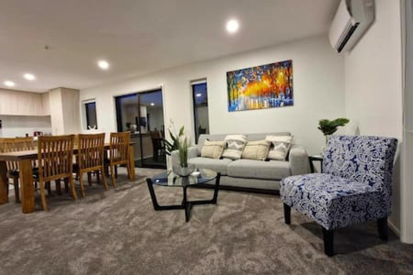 Lovely Brand New Home 26 Крайстчёрч Экстерьер фото